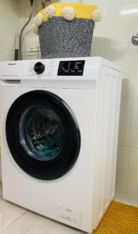 Cozy 2-Bedroom Serviced Apartment With Netflix Sagunto エクステリア 写真