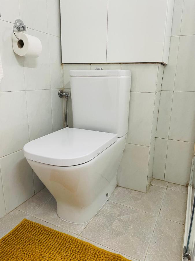 Cozy 2-Bedroom Serviced Apartment With Netflix Sagunto エクステリア 写真